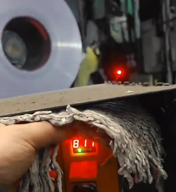 Position the coil plate:BG-LD-D Laser Detector